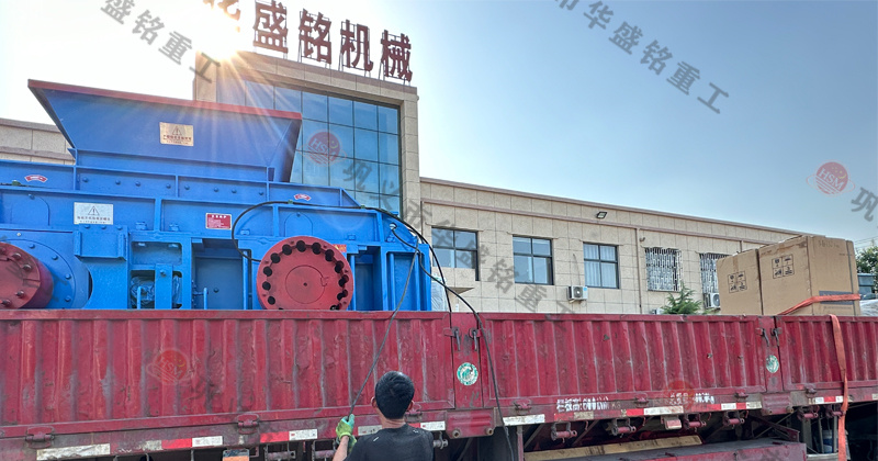 鐵礦石液壓對輥破碎機的維護成本如何？工作原理是什么？